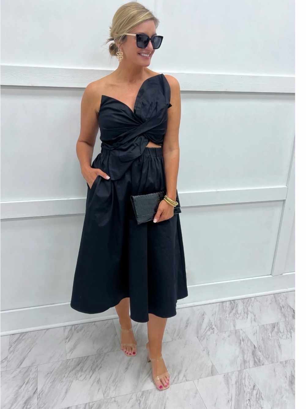 Kazia Bow Midi Dress (Black) Medium NWT